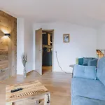 Apartment By We Rent Zell am See