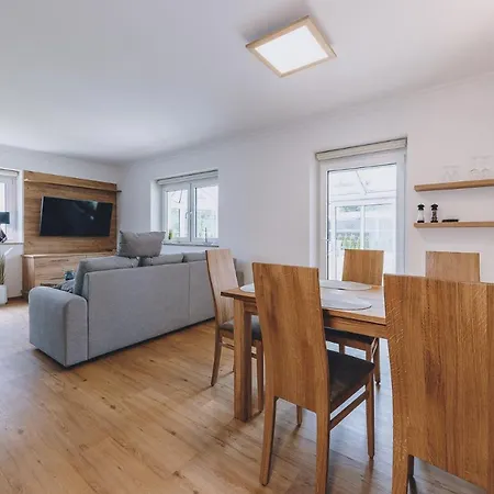 By We Rent Apartman
